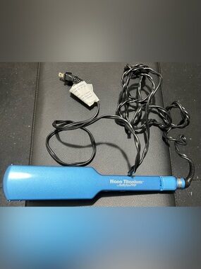 BabylissPRO Nano Titanium 2” Flat Iron - Like New